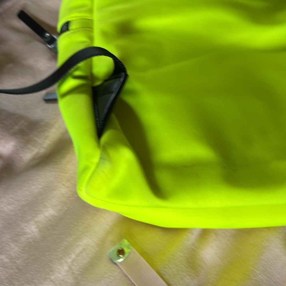 Michael Kors neon yellow backpack - Picture 15 of 15
